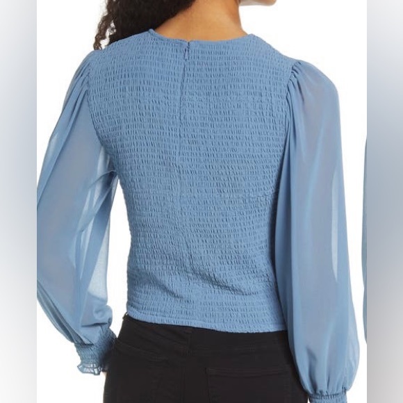 1.State smocked cuff top M (Small) - Picture 6 of 10